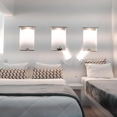 בית הארחה Aggelikoula