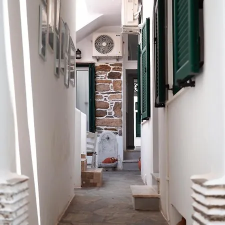 Aggelikoula Tinos